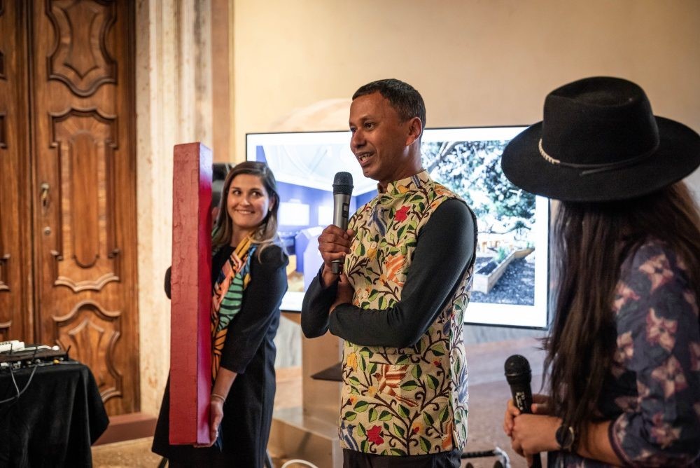 UNM Team receives award for 2022 Venice Biennial Art exhibition project