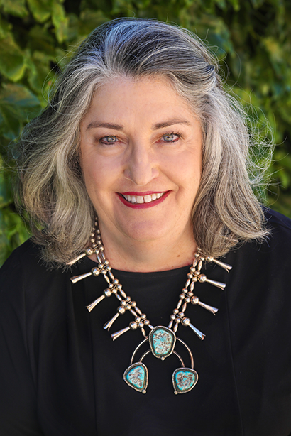 Kathleen Ives Clawson headshot
